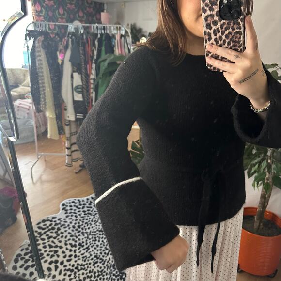 Philosophy Crew Neck Tie Waist Rib Knit Sweater Black Size Small - Picture 6 of 6